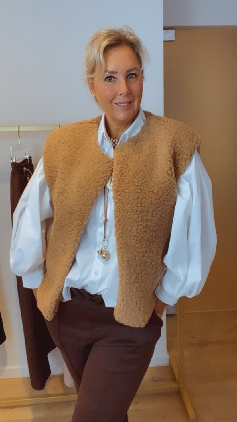 VEST TEDIE CAMEL