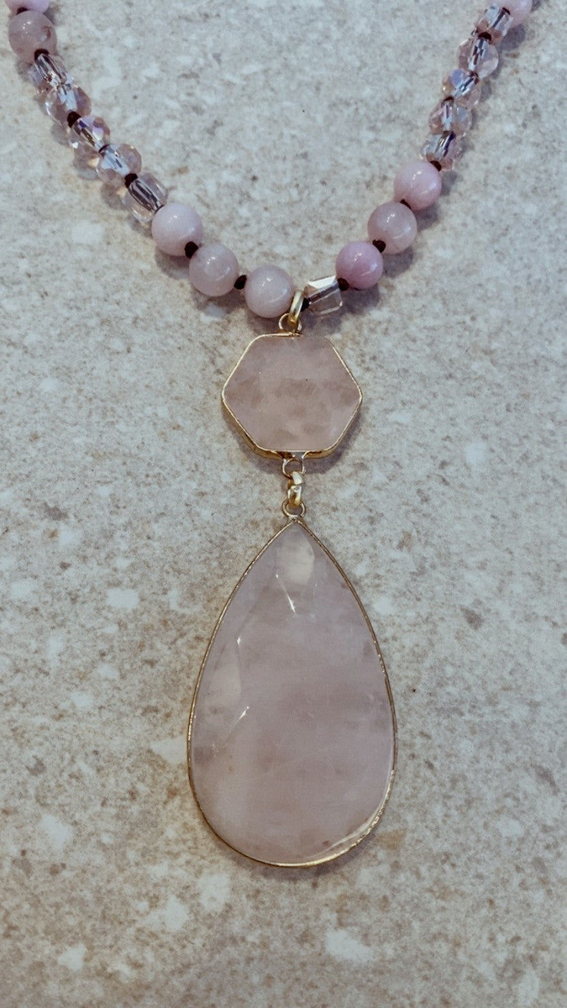 NECKLACE DROP PINK